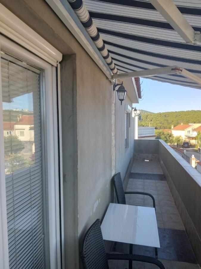 Apartments Dvije Palme Šibenik Exteriör bild